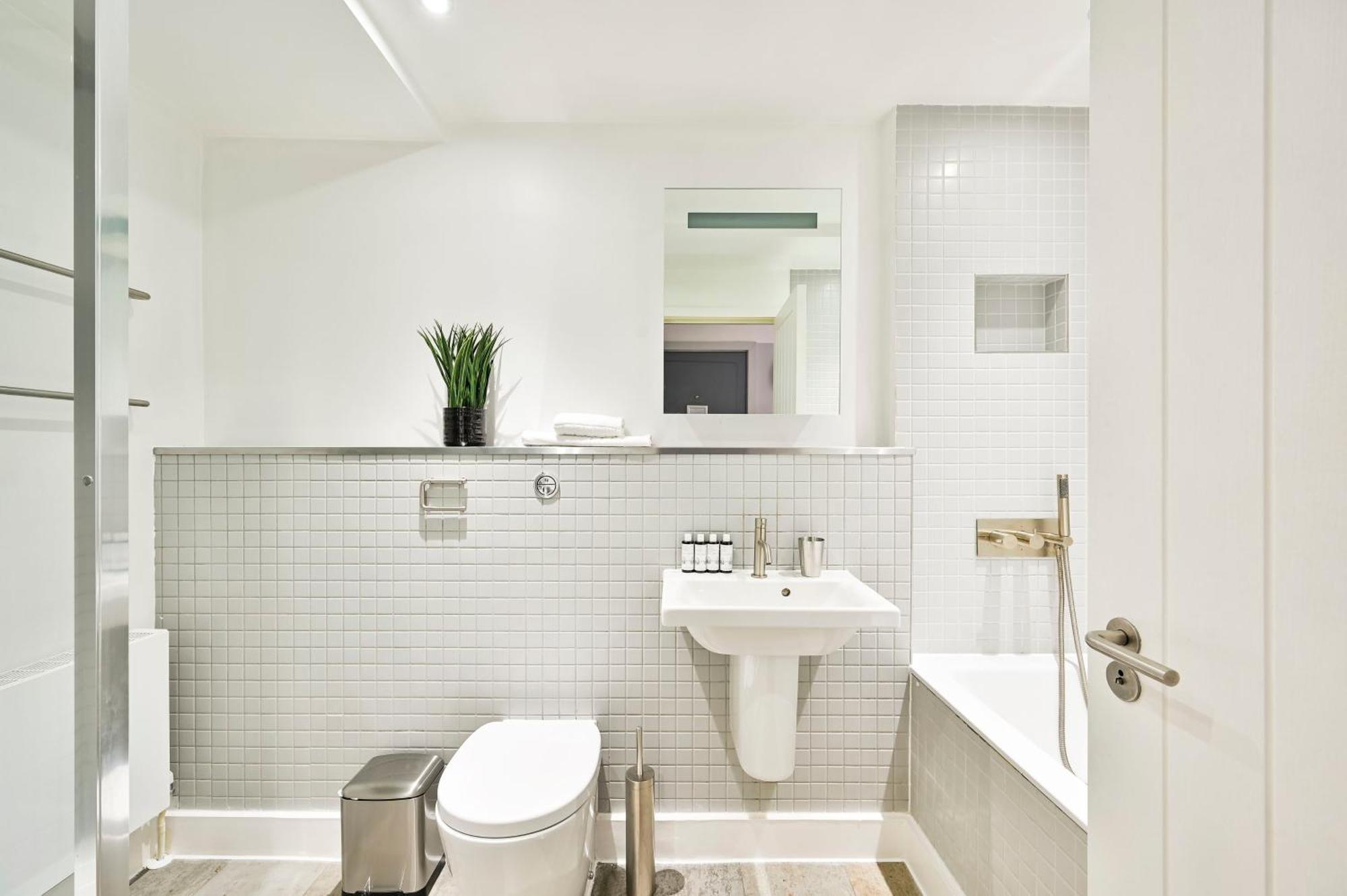 Apartamento Farringdon Comfortable 2 Bed Londres