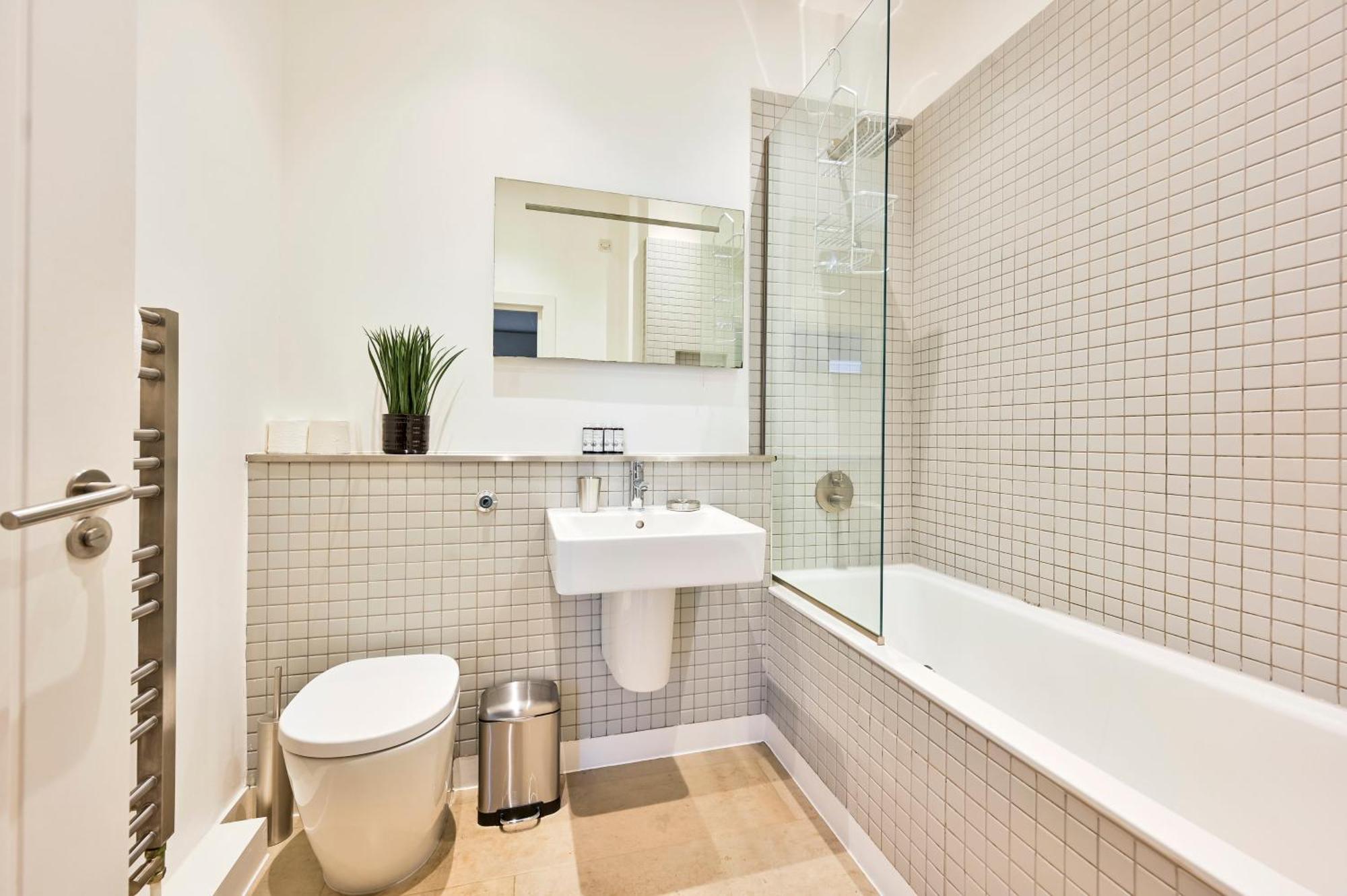 Farringdon Comfortable 2 Bed Apartamento