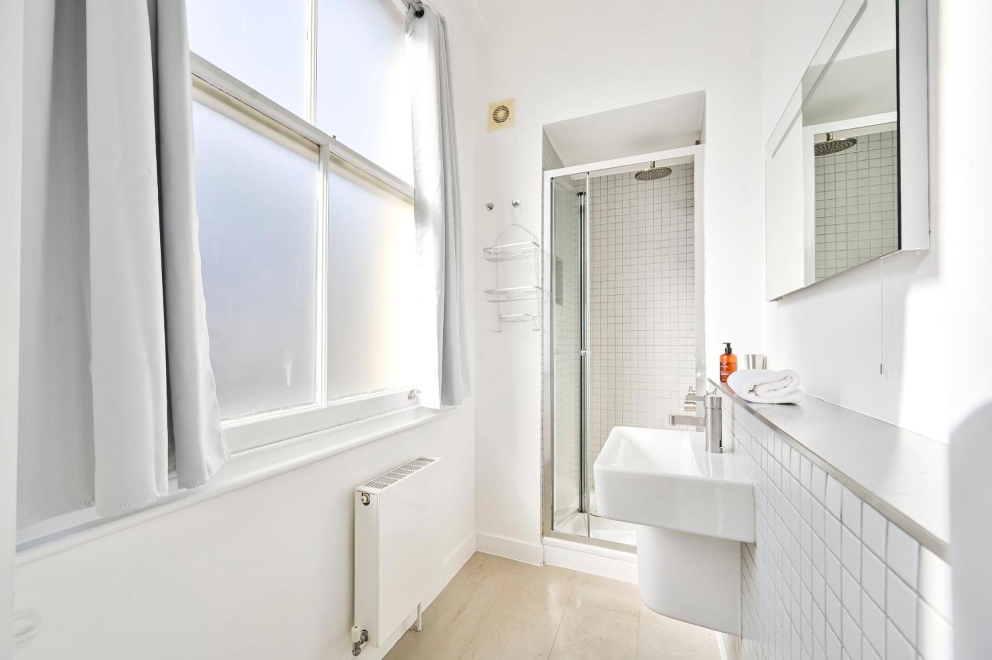 Farringdon Comfortable 2 Bed Apartamento